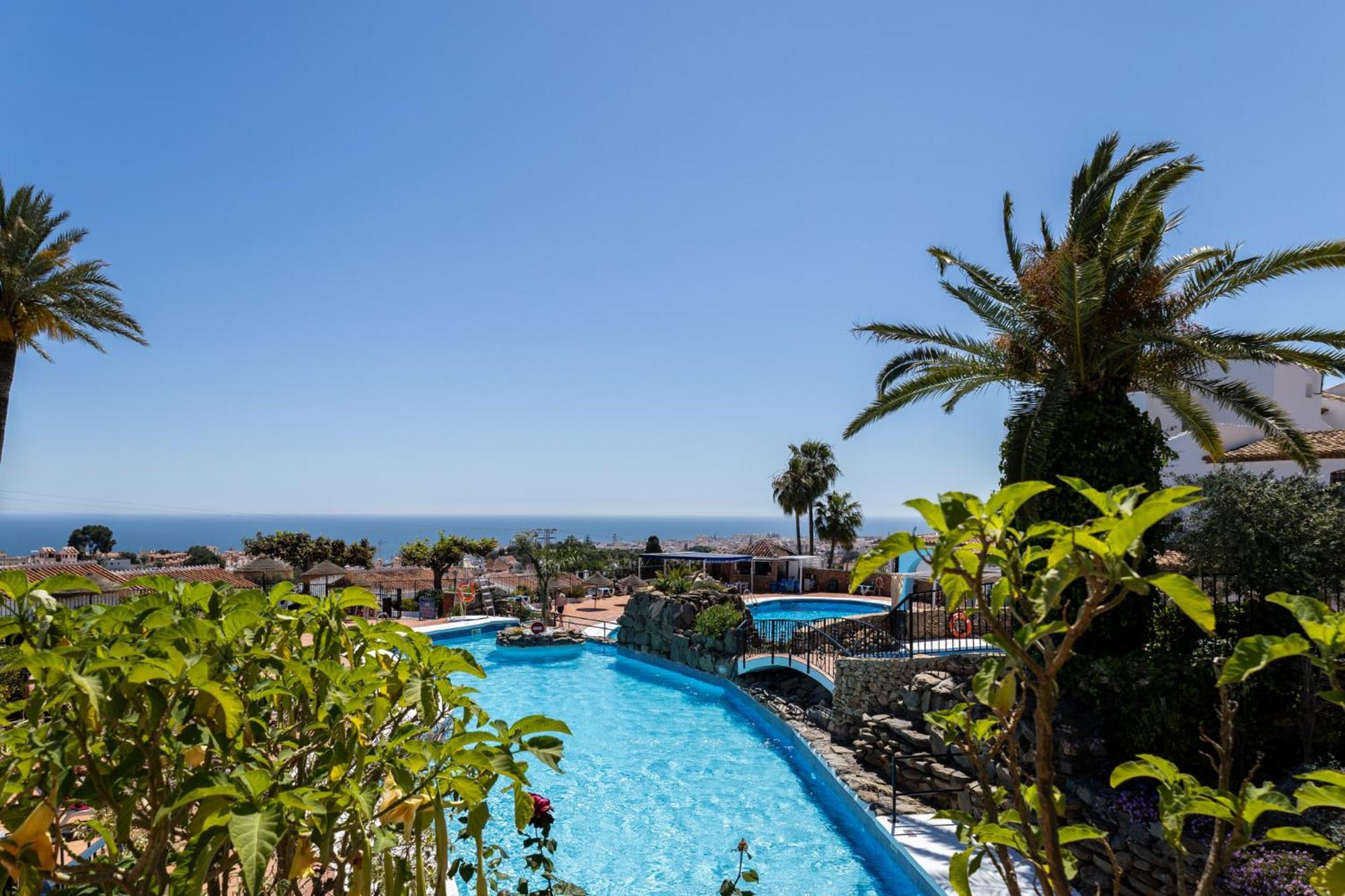 Capistrano Village B, 1 Bedroom + Free Wi-Fi Nerja Luaran gambar
